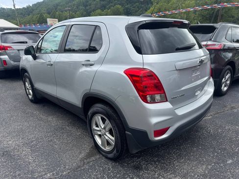 Used 2019 Chevrolet Trax LS w/ Tint and Cruise Package AWD/4WD image 7