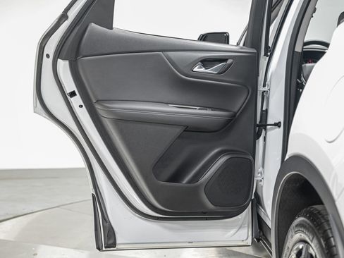Used 2023 Chevrolet Blazer LT image 26