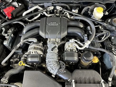 Used 2023 Toyota GR86 Premium w/ ALL Weather Mat Package (TMS) image 31