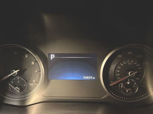 Used 2023 Hyundai Santa Fe SEL image 12