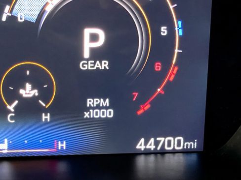 Certified 2024 Chevrolet Colorado Trail Boss w/ Advanced Trailering Package image 31