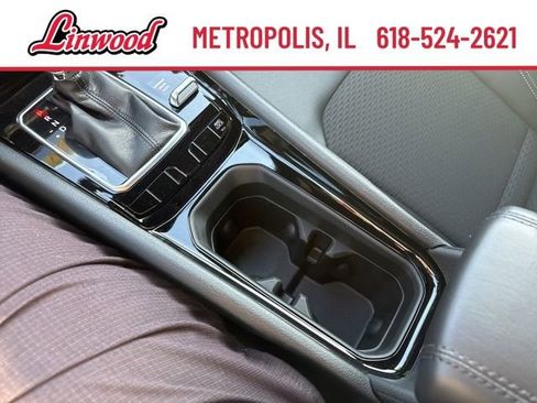 Used 2024 Jeep Compass Latitude w/ Convenience Group AWD/4WD image 20
