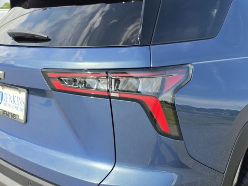 New 2026 Chevrolet Equinox LT FWD image 14