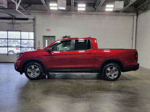 Certified 2024 Honda Ridgeline RTL image 8
