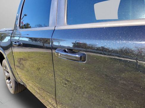 Used 2022 RAM 1500 Limited w/ Night Edition image 14