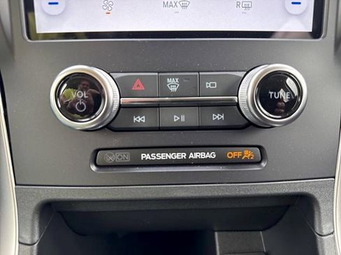 New 2024 Ford Edge SE image 19