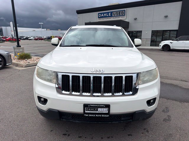 Used 2011 Jeep Grand Cherokee Laredo AWD/4WD image 2