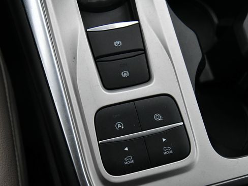 Used 2021 Ford Explorer Limited w/ Equipment Group 301A image 33