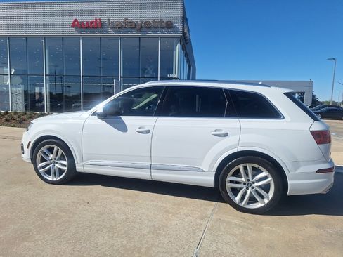 Used 2017 Audi Q7 3.0T Prestige image 1
