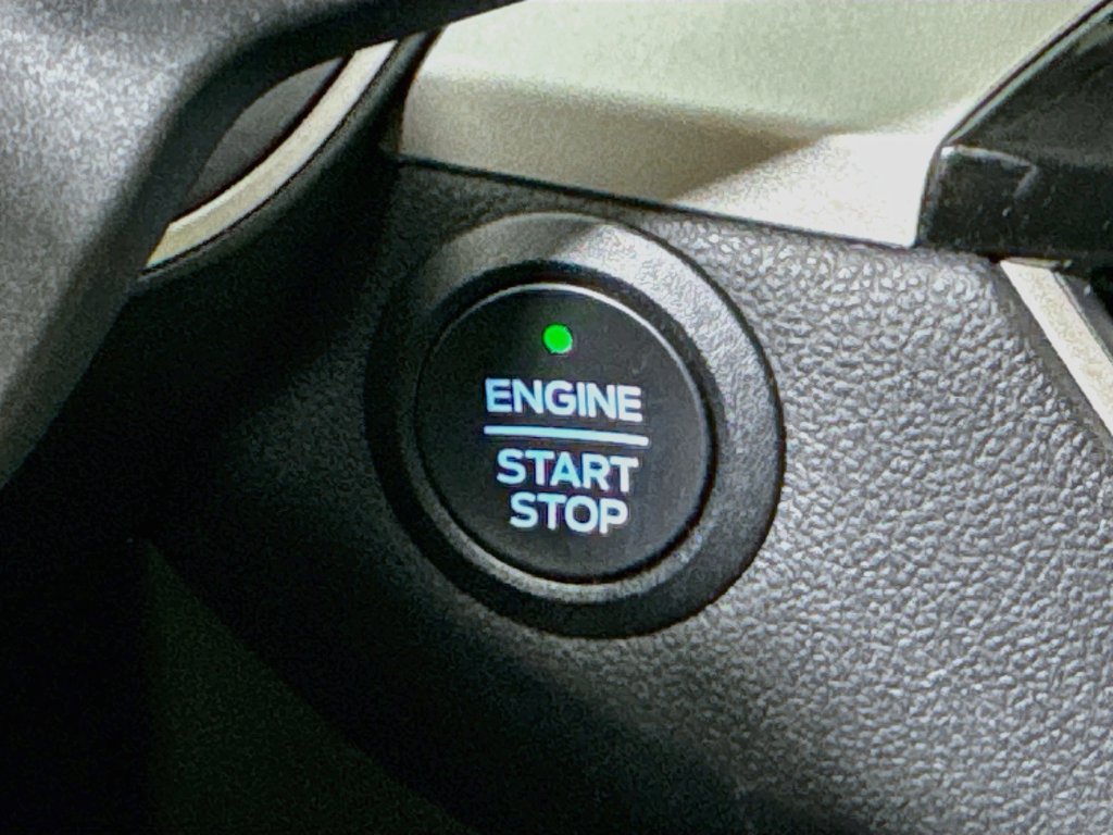 Used 2022 Ford Escape SE w/ Cold Weather Package FWD image 26