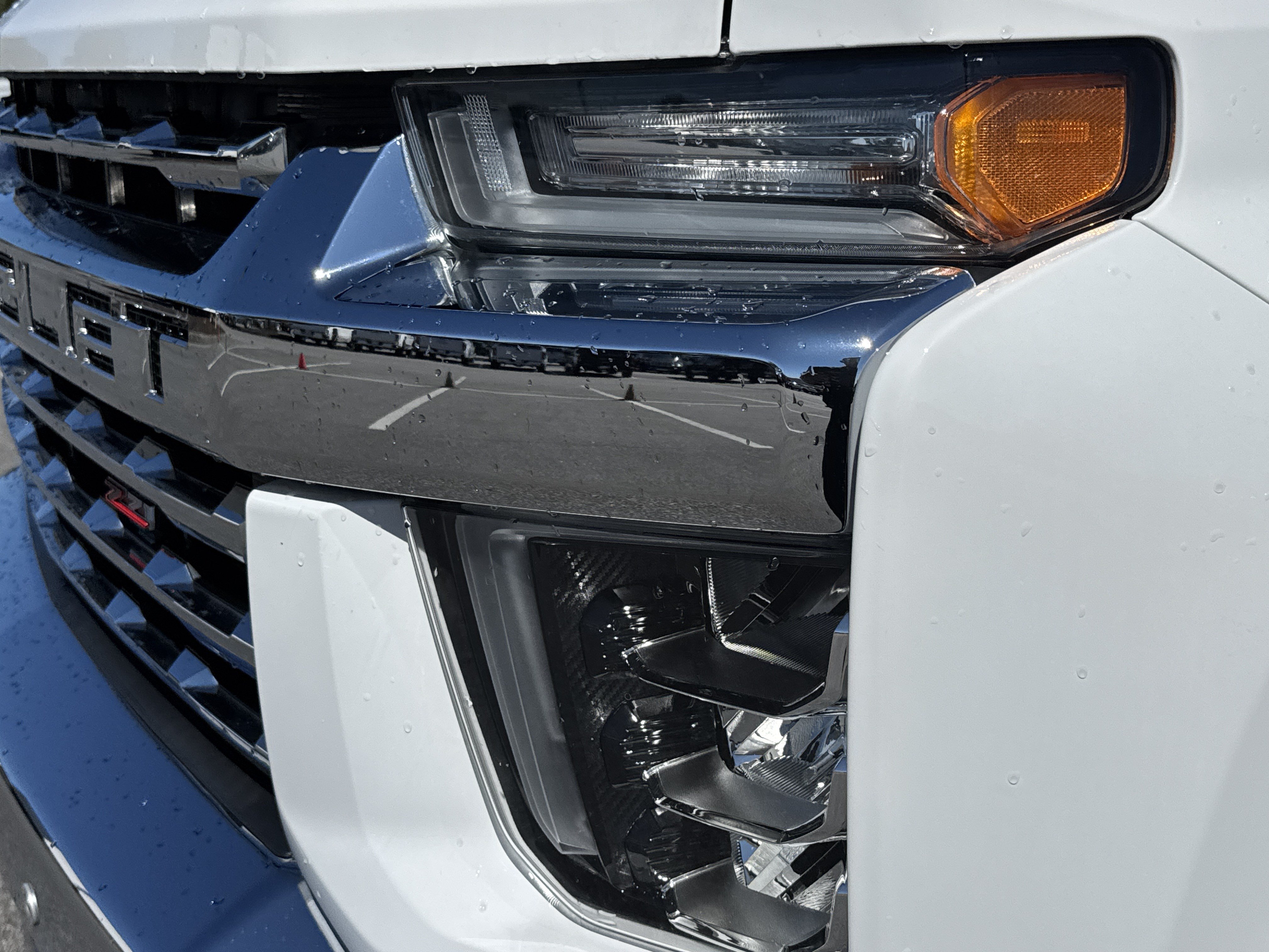 Used 2023 Chevrolet Silverado 2500 LTZ AWD/4WD image 6