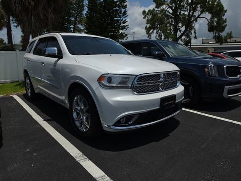 Used 2018 Dodge Durango Citadel w/ Technology Group RWD image 2