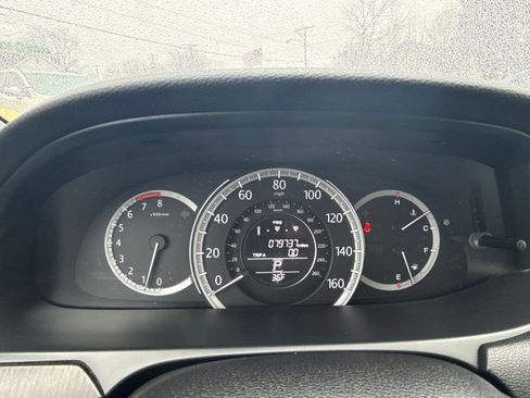 Used 2014 Honda Accord EX-L image 23