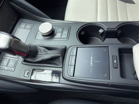 Used 2022 Lexus IS 350 F Sport image 28