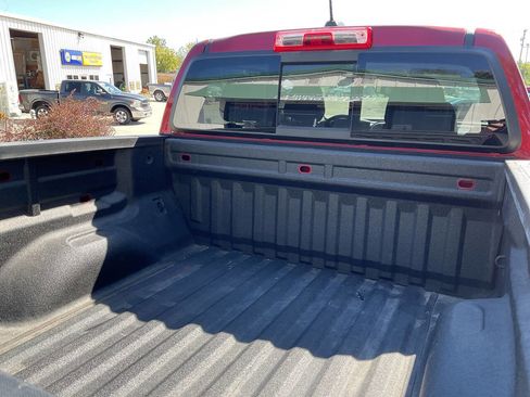 Used 2020 GMC Canyon SLE w/ Elevation Edition image 13