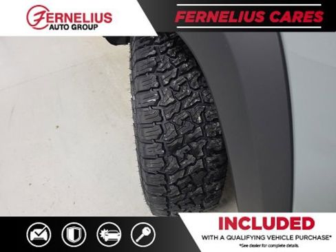 Used 2023 Toyota Tacoma TRD Off-Road image 16