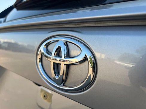 Used 2025 Toyota RAV4 XLE w/ Convenience Package AWD/4WD image 13