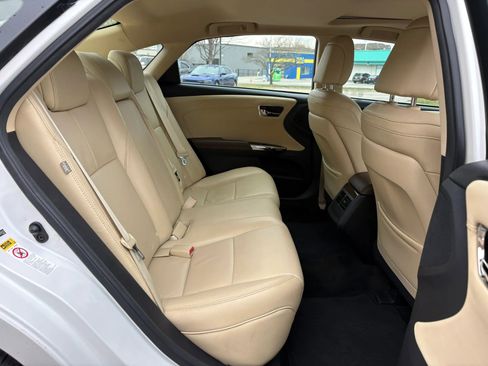 Used 2013 Toyota Avalon XLE Touring image 18