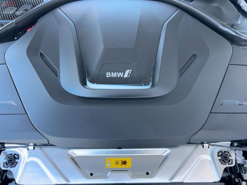 Used 2024 BMW i4 eDrive40 w/ Premium Package image 28