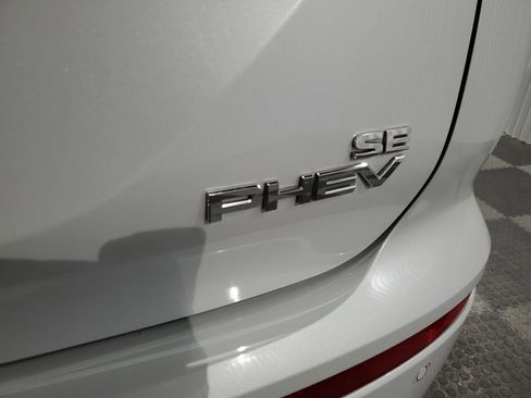 Used 2023 Mitsubishi Outlander SE AWD/4WD image 7