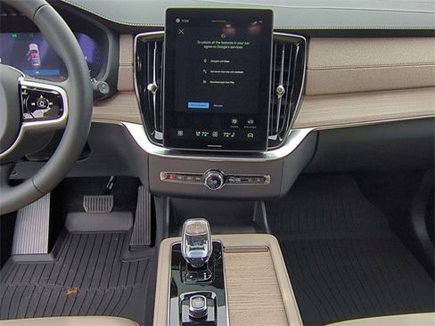 New 2026 Volvo XC90 B6 Plus image 15