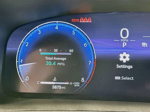 Used 2026 Toyota Corolla Cross XLE w/ Convenience Package FWD image 12