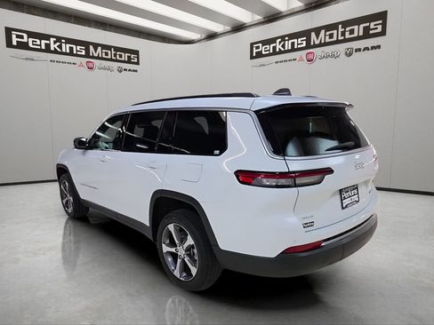 New 2026 Jeep Grand Cherokee L Limited AWD/4WD image 3