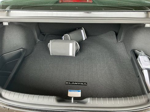 New 2026 Hyundai Elantra SE w/ Cargo Package image 17