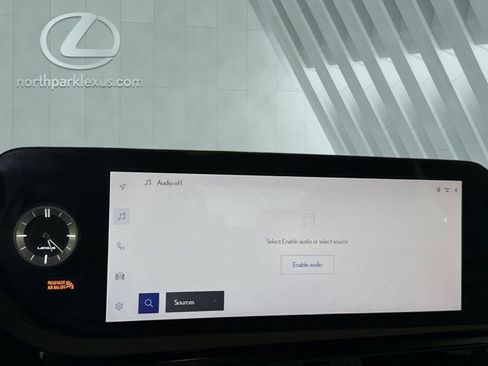 Certified 2024 Lexus ES 350 F Sport w/ Accessory Package (Z2) image 15