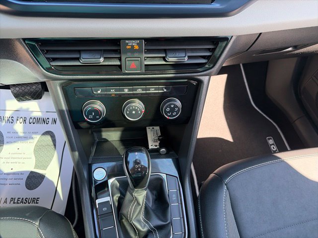 Certified 2023 Volkswagen Taos SE w/ Panoramic Sunroof Package AWD/4WD image 27