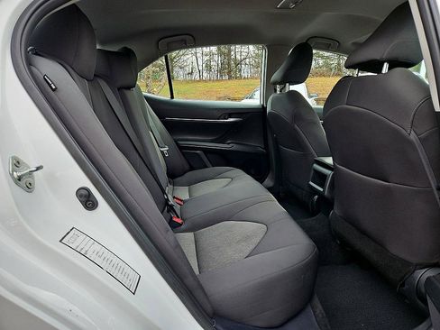 Used 2024 Toyota Camry LE image 11