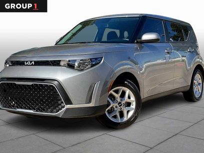 Used 2024 Kia Soul LX w/ Option Group 015
