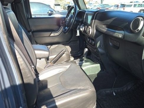 Used 2017 Jeep Wrangler Unlimited Sport w/ Quick Order Package 24S image 33