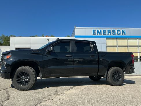 Certified 2024 Chevrolet Silverado 1500 Custom Trail Boss AWD/4WD image 3