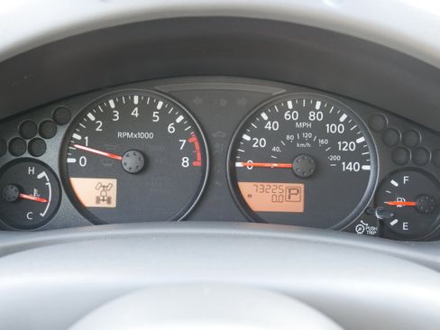 Used 2021 Nissan Frontier SV w/ Midnight Edition Floor Mats image 28