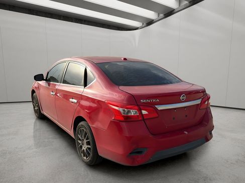 Used 2017 Nissan Sentra SV image 3