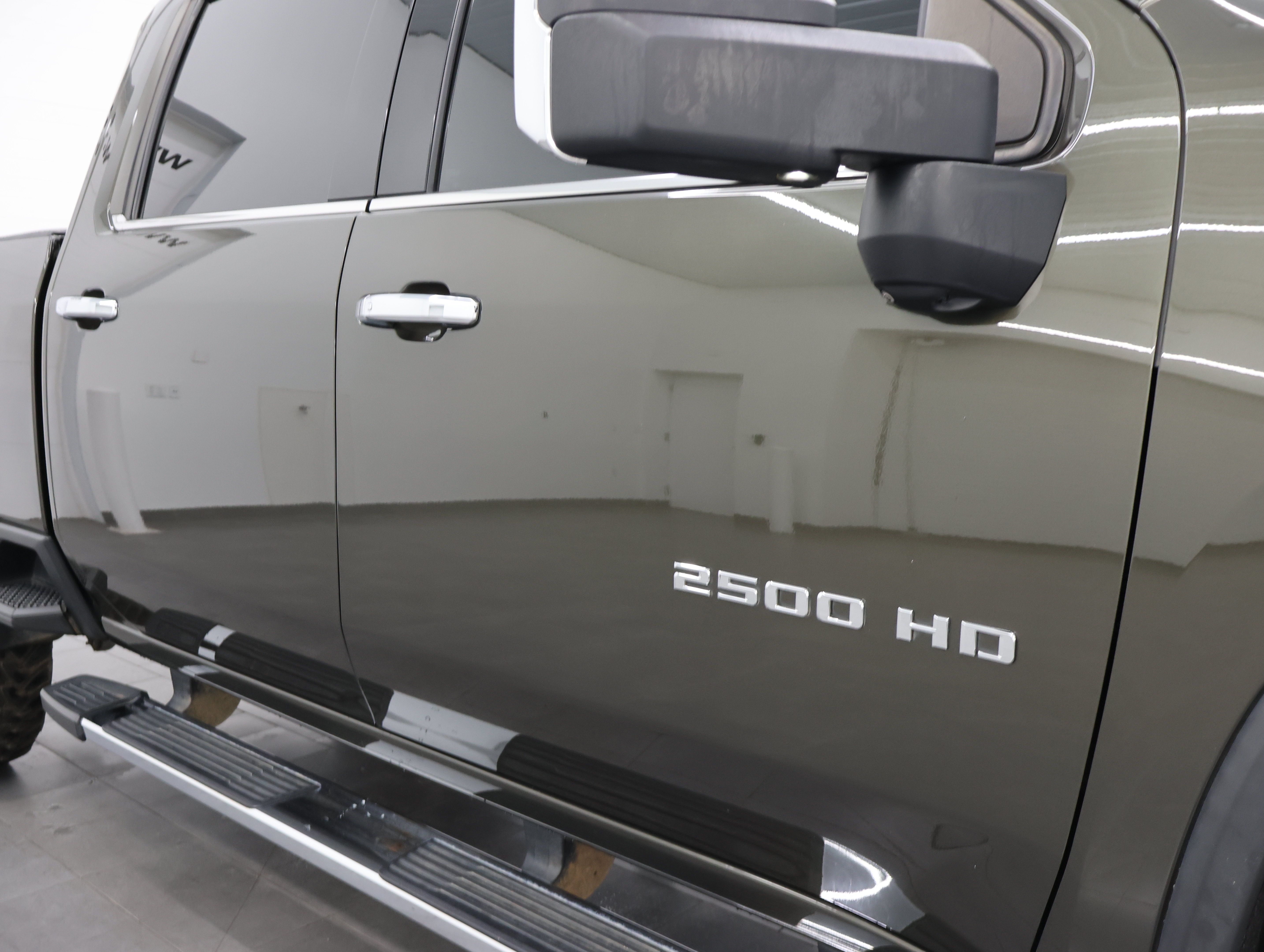 Used 2022 Chevrolet Silverado 2500 High Country AWD/4WD image 30