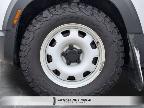 Used 2023 Land Rover Defender 110 S AWD/4WD image 33