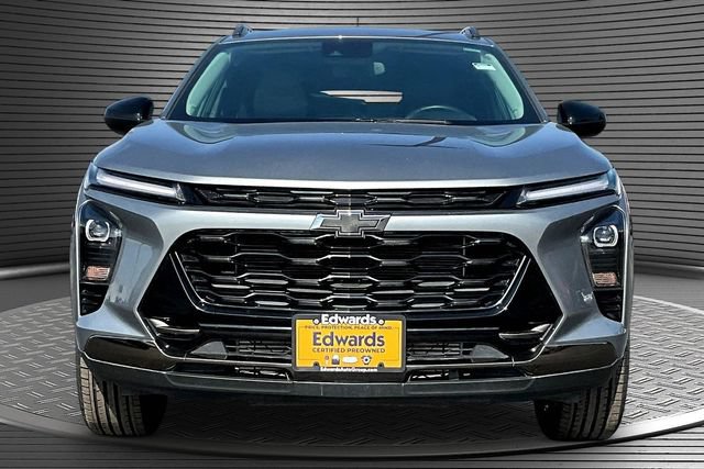 Used 2025 Chevrolet Trax ACTIV w/ Driver Confidence Package FWD image 2