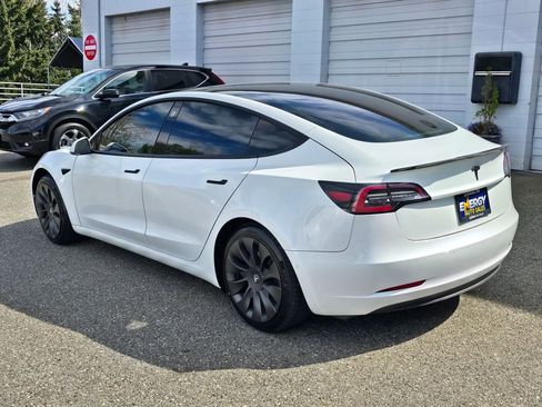 Used 2021 Tesla Model 3 Standard Range Plus RWD image 6