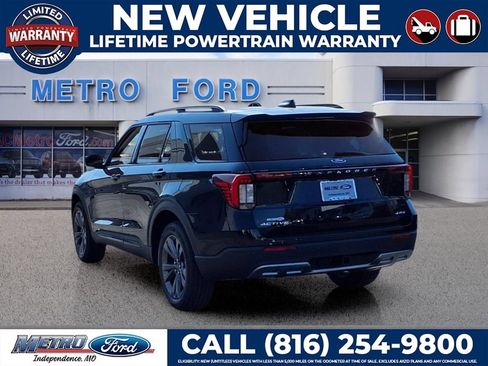 New 2026 Ford Explorer Active w/ Active Comfort Package AWD/4WD image 5