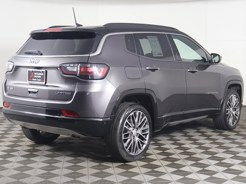 Used 2024 Jeep Compass Limited w/ Elite Group AWD/4WD image 12