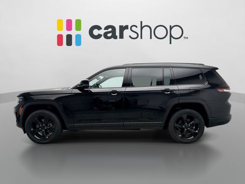Used 2023 Jeep Grand Cherokee L Laredo AWD/4WD image 2