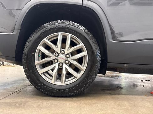 Used 2018 GMC Acadia SLE AWD/4WD image 23