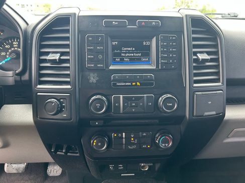 Used 2015 Ford F150 XL w/ Equipment Group 101A Mid AWD/4WD image 22