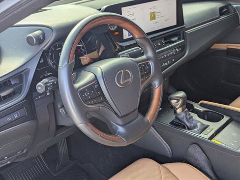Used 2024 Lexus ES 350 Ultra Luxury FWD image 10