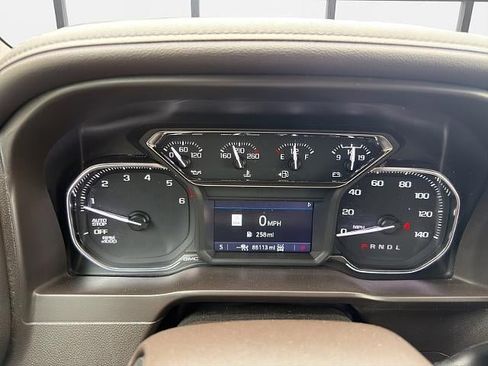 Used 2021 GMC Sierra 1500 SLT w/ SLT Premium Plus Package AWD/4WD image 29