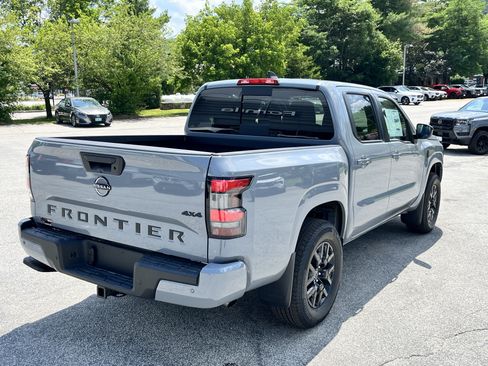 New 2026 Nissan Frontier SV w/ All-Weather Content Package AWD/4WD image 7