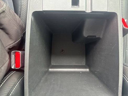 Used 2024 Nissan Frontier SL w/ Technology Package image 27