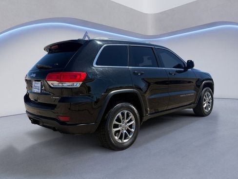 Used 2018 Jeep Grand Cherokee Laredo AWD/4WD image 5
